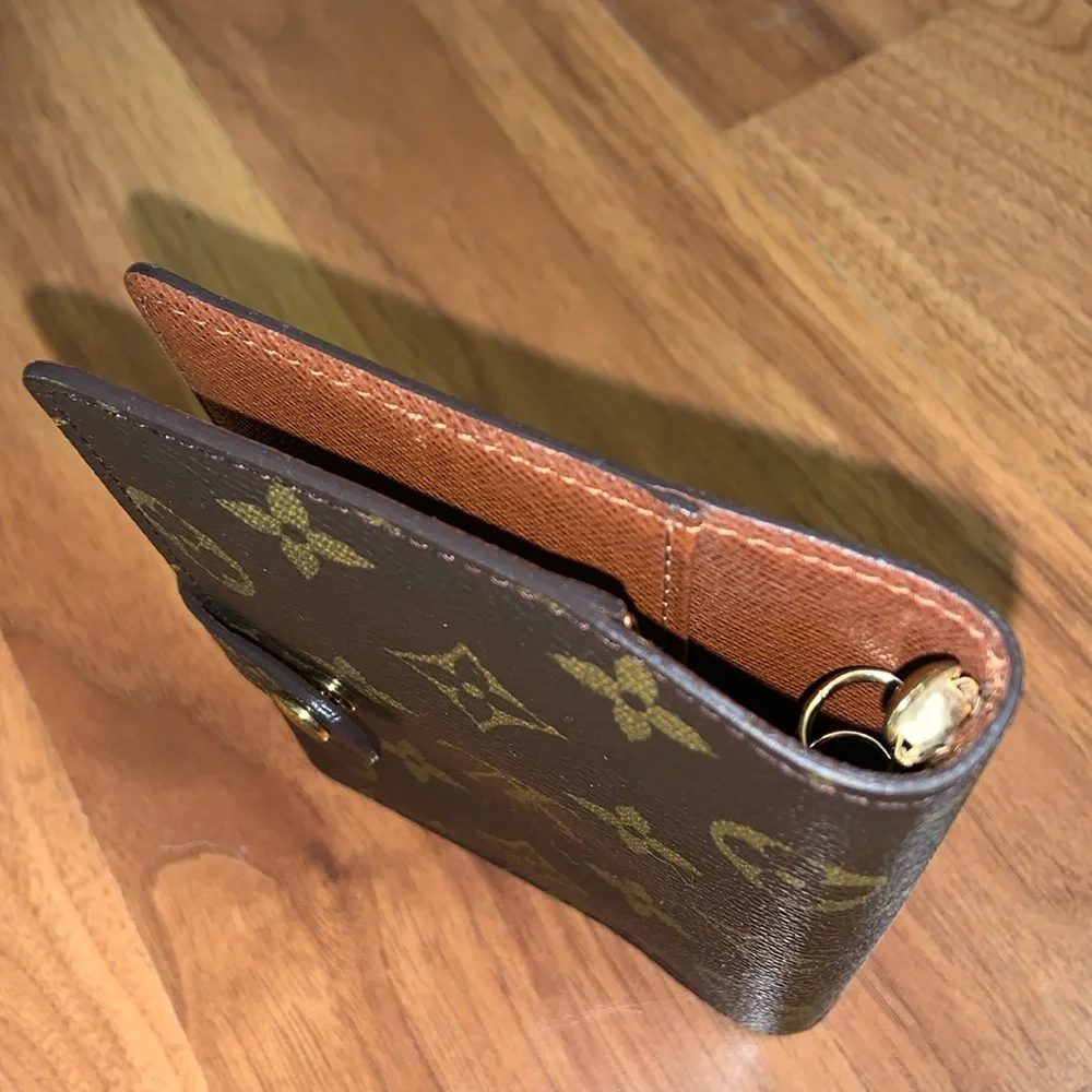Authentic Louis Vuitton Small Ring Agenda Cover